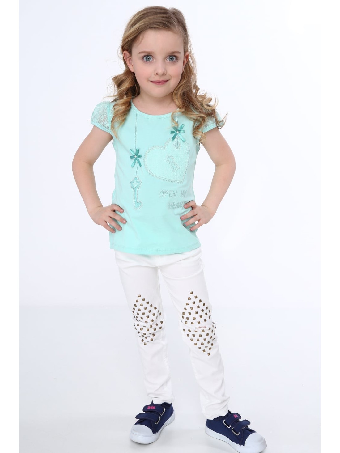 Tricou cu maneci din dantela, menta NDZ8147 - Magazin online - Boutique